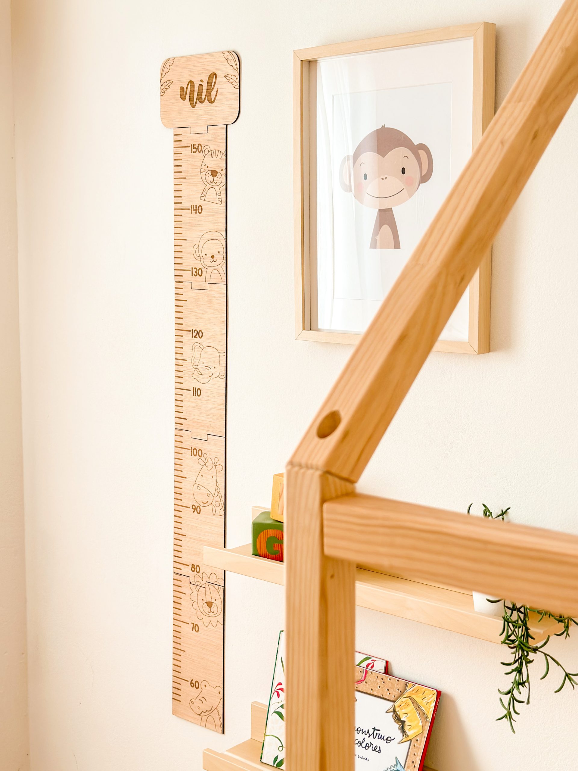 Medidor Infantil Personalizado  Hecho en madera •