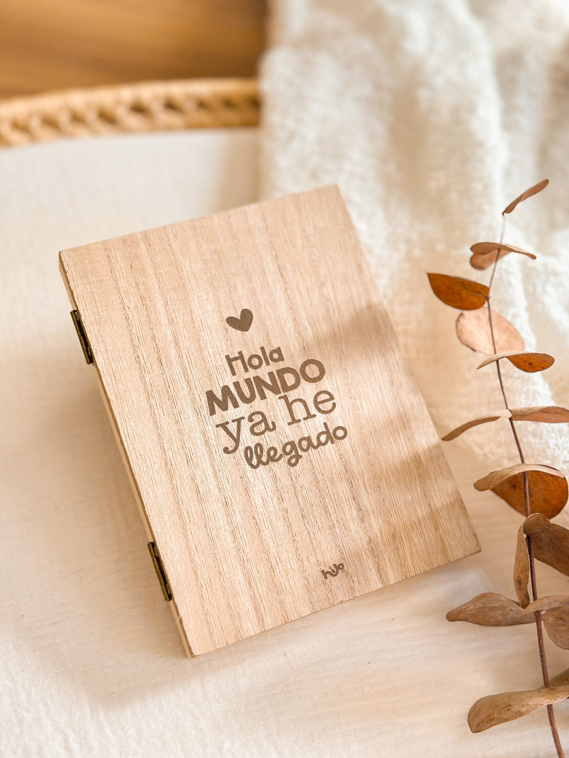 marco / libro madera nacimiento.