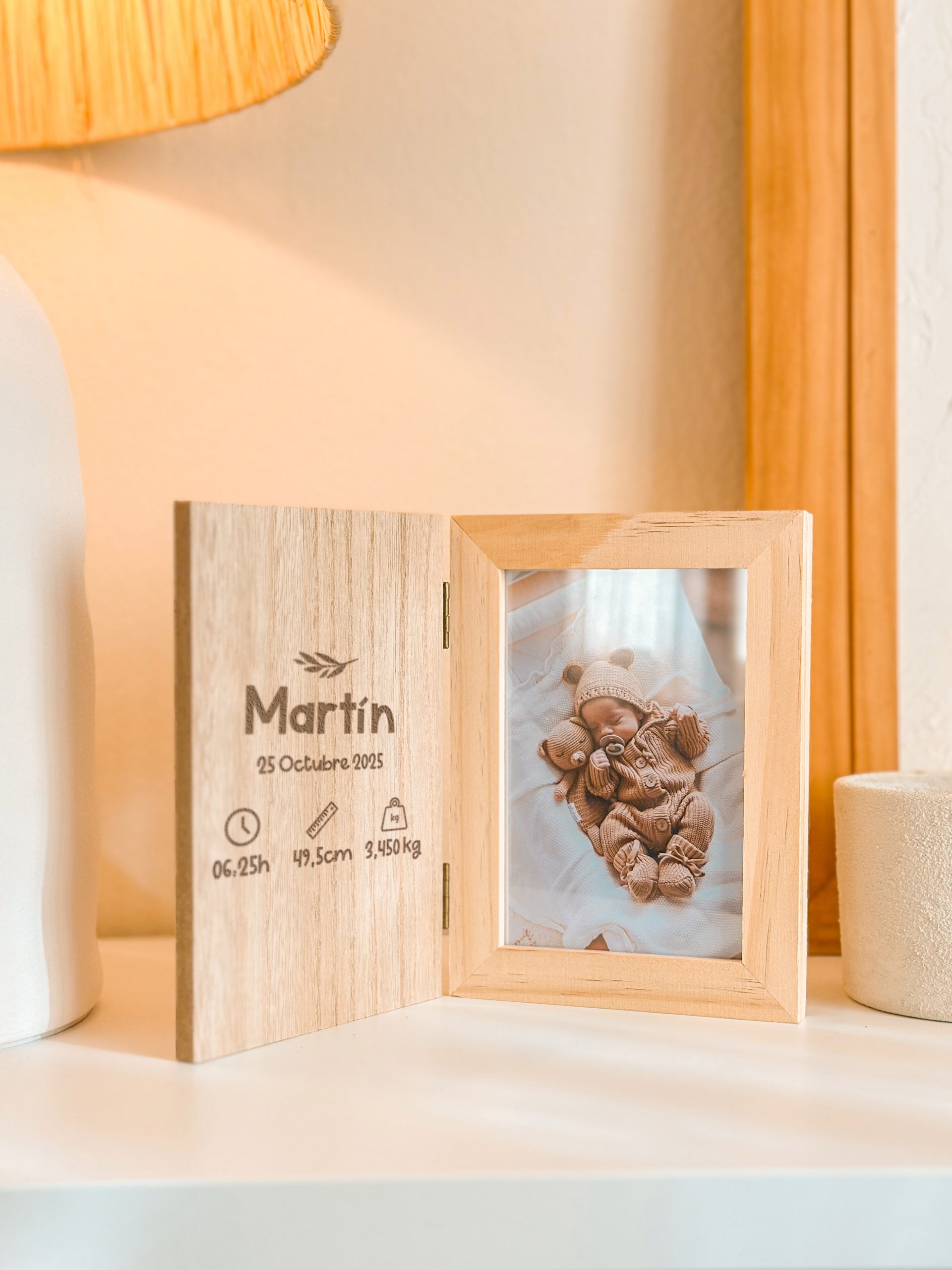 marco / libro madera nacimiento.