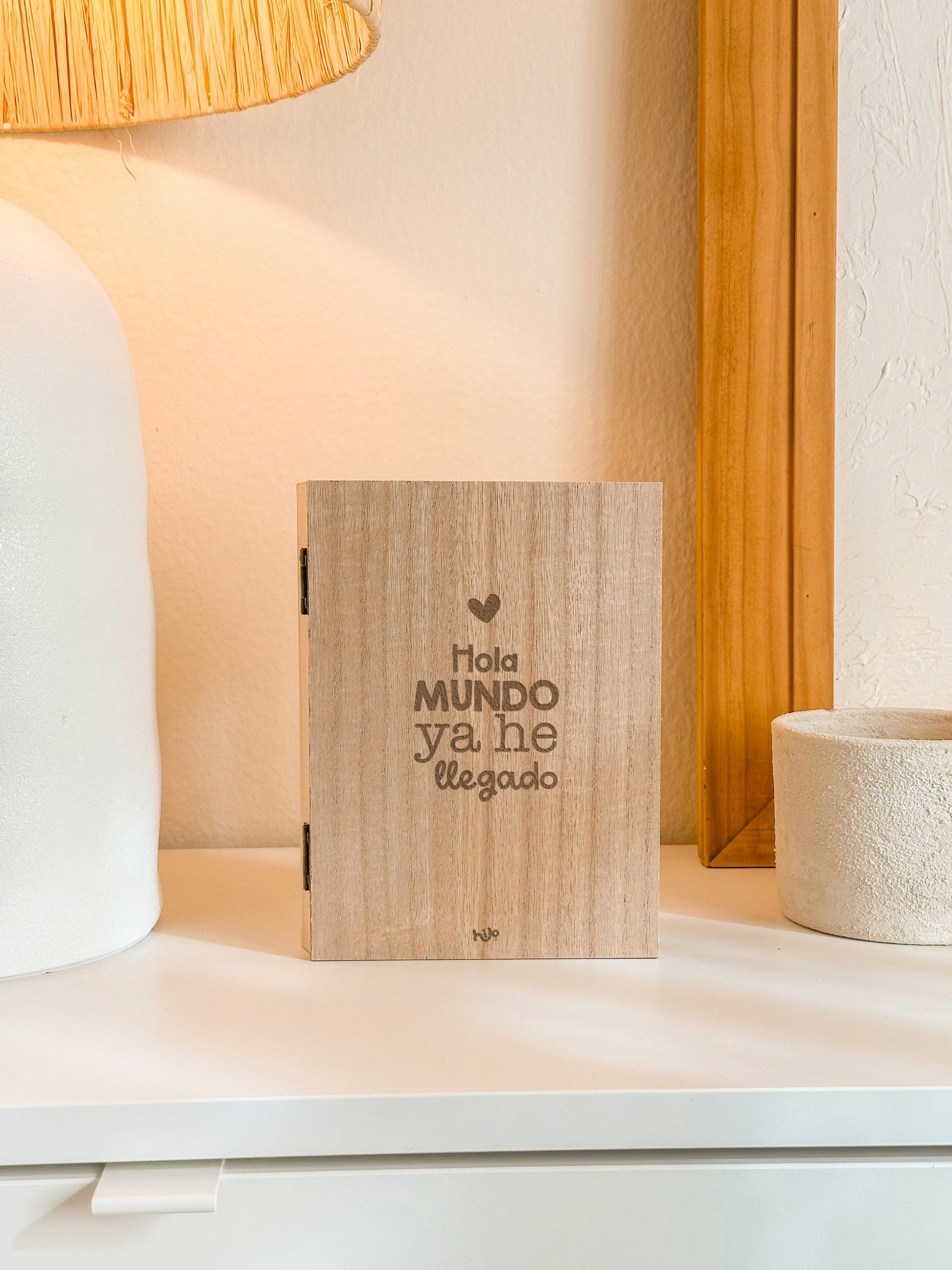 marco / libro madera nacimiento.