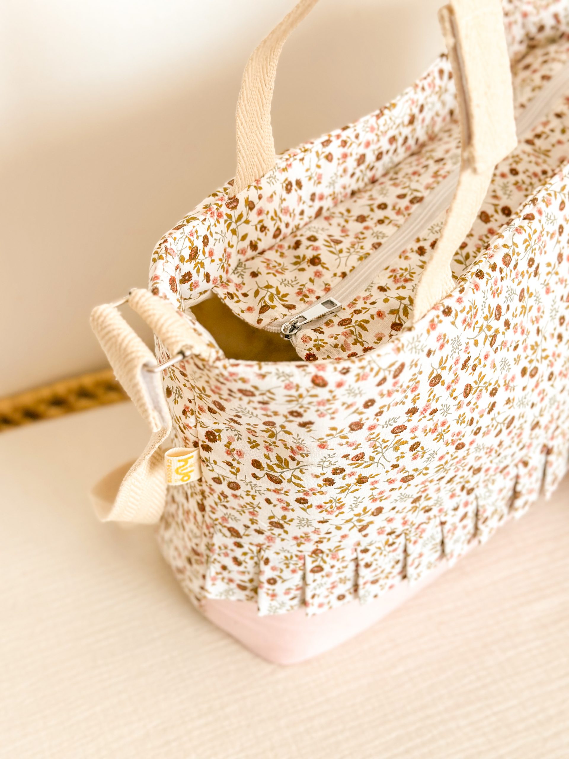 bolso carrito bebé flores