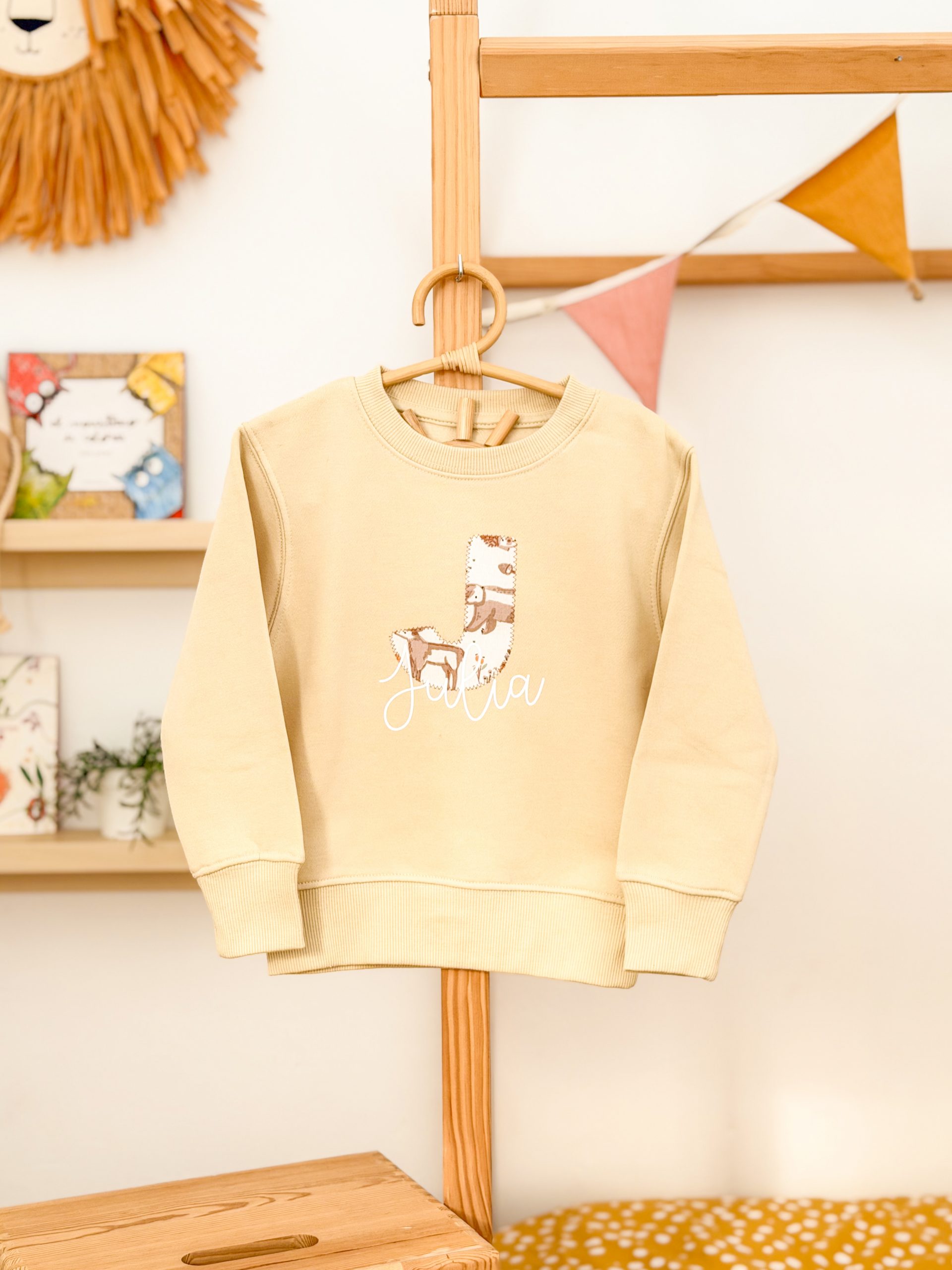 sudadera inicial forest